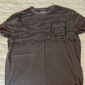 Express Graphic T-Shirt - Small